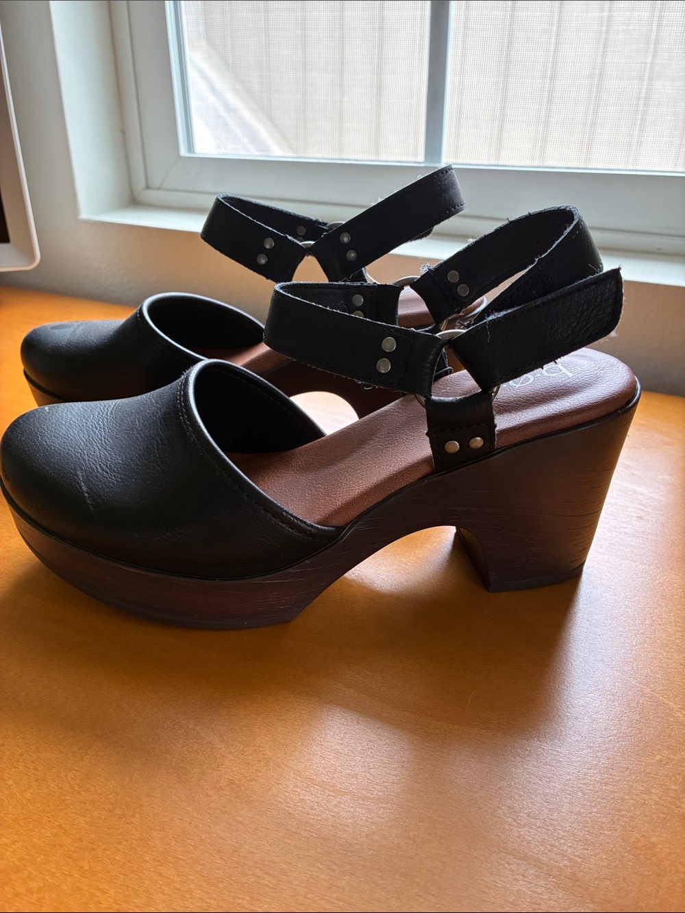 Black Leather Platform Mary Jane Sandals - Picture 2 of 4